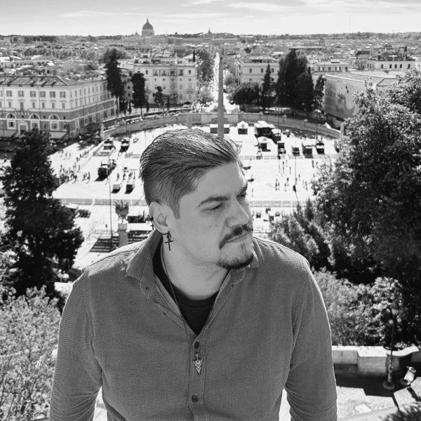 Florin Nichifiriuc Florin Nichifiriuc